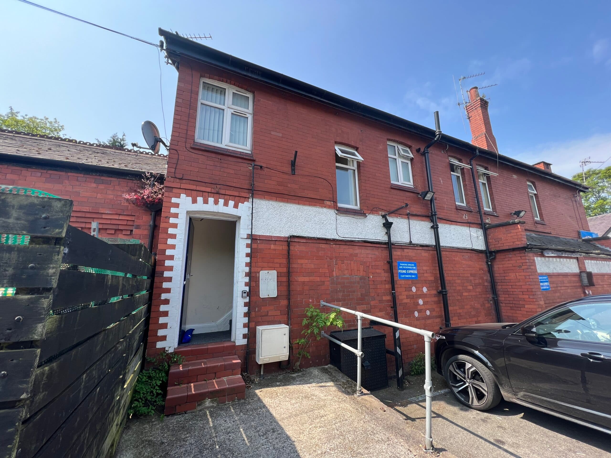 Oakwood Avenue, Gatley, SK8