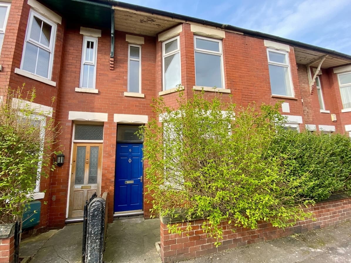 Redruth Street, Manchester, M14