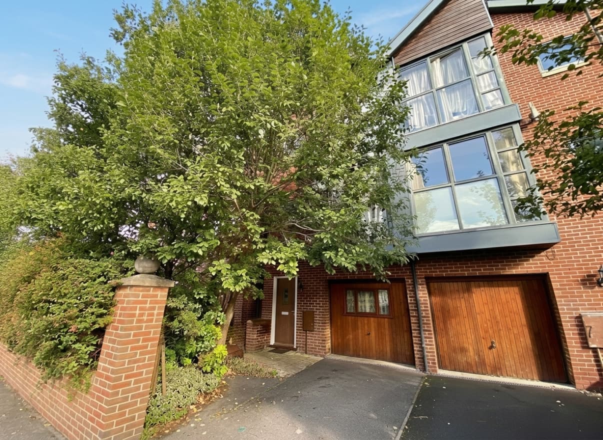 Waverton Road, Manchester, M14