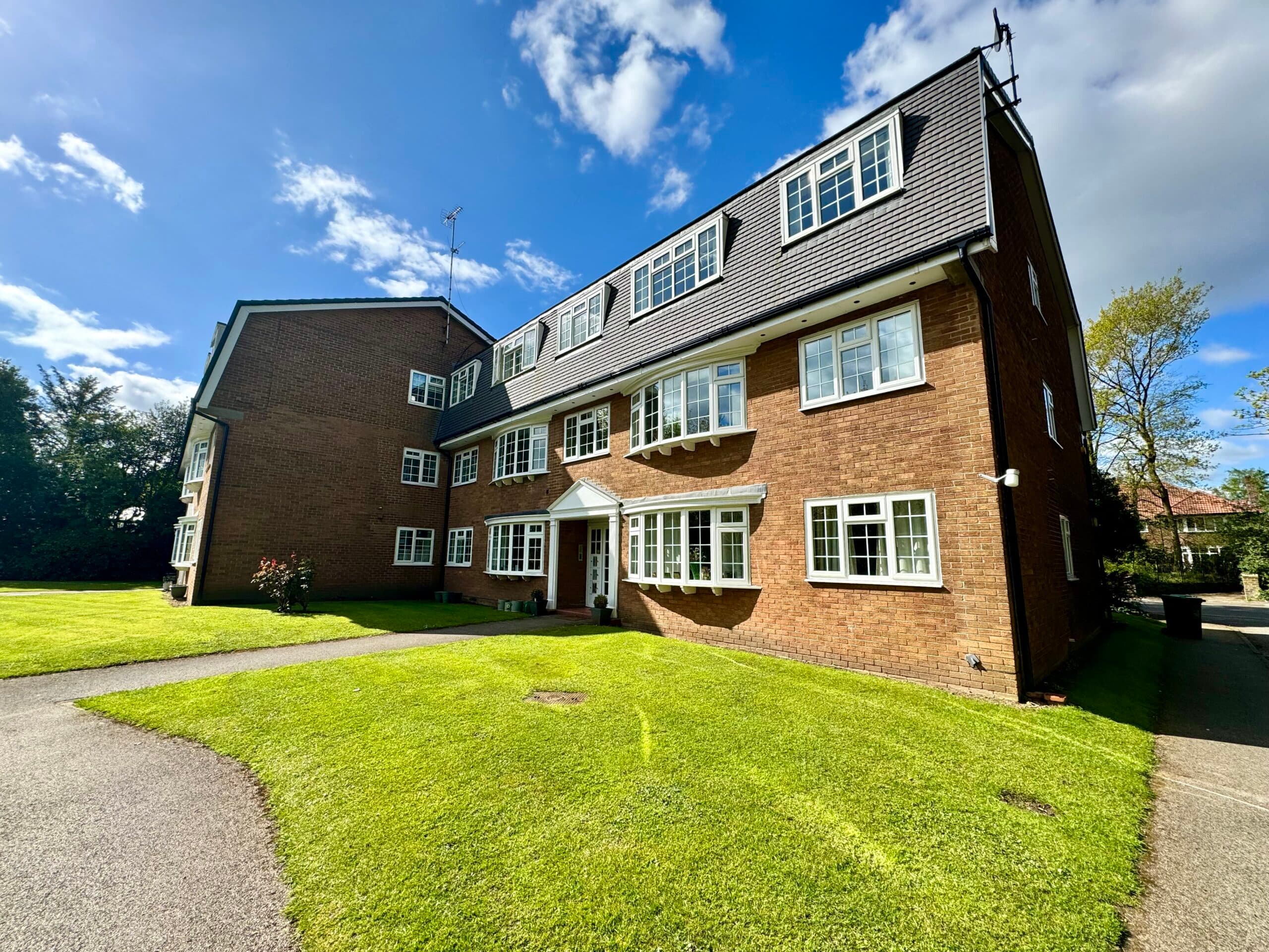 Brooklands Road, Dorchester Court Brooklands Road, M33