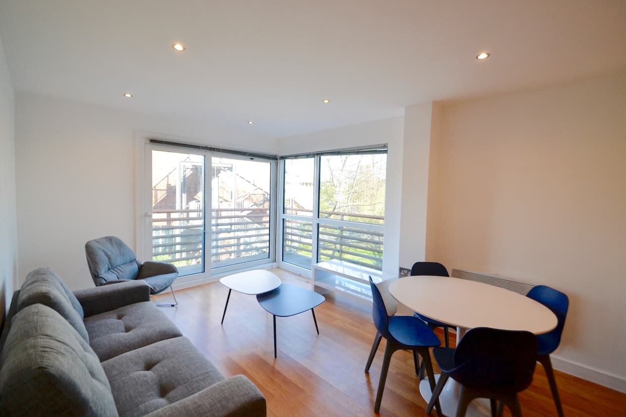 Rusholme Place, Devell House, M14