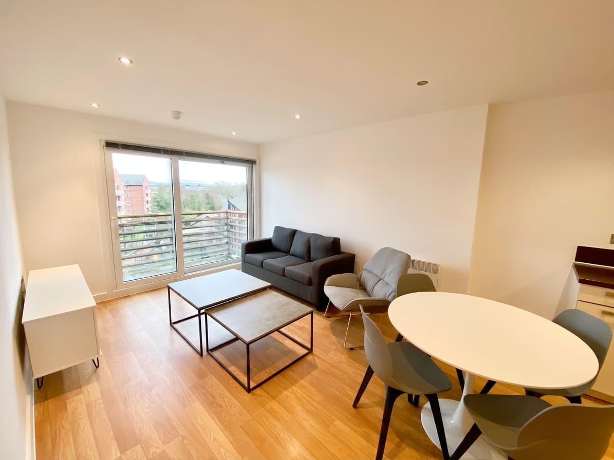 Rusholme Place, Devell House, M14