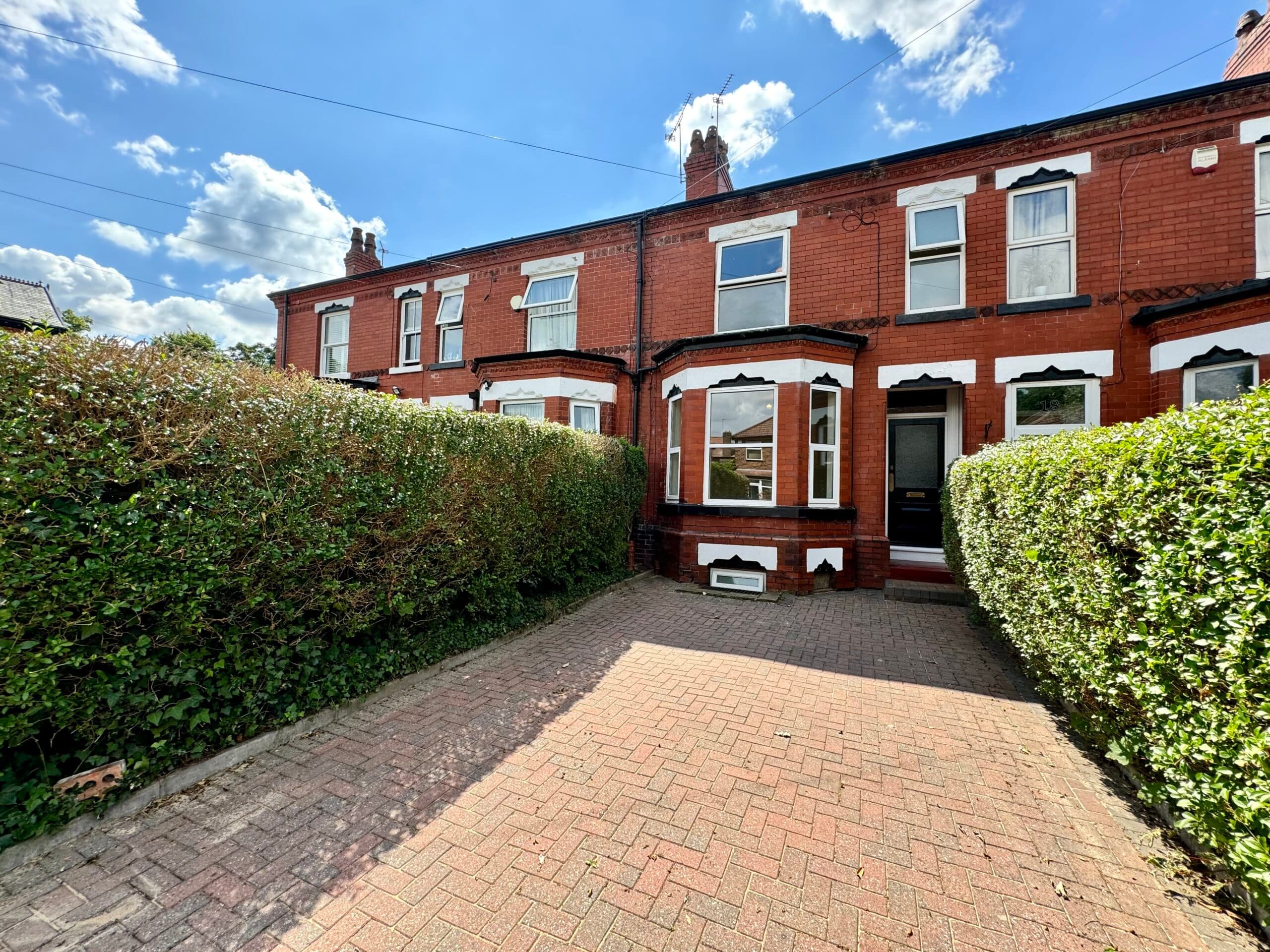 Highfield, Sale, M33