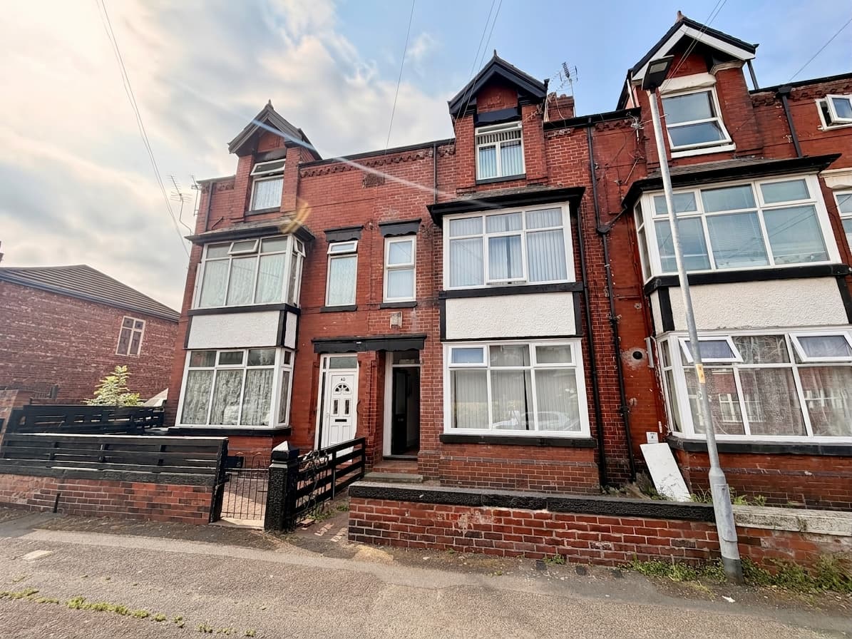 Milton Grove, Manchester, M16