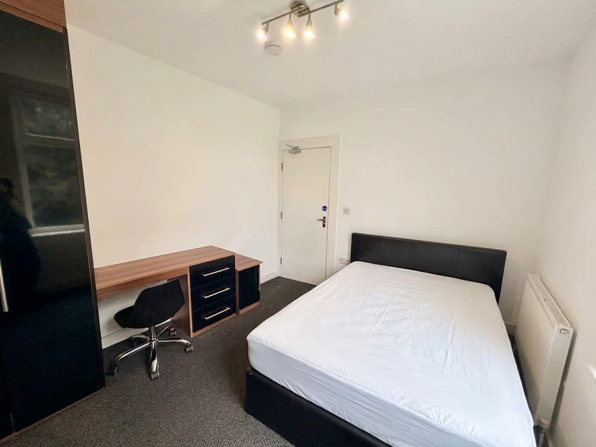 377 Lower Broughton Road, Salford, M7