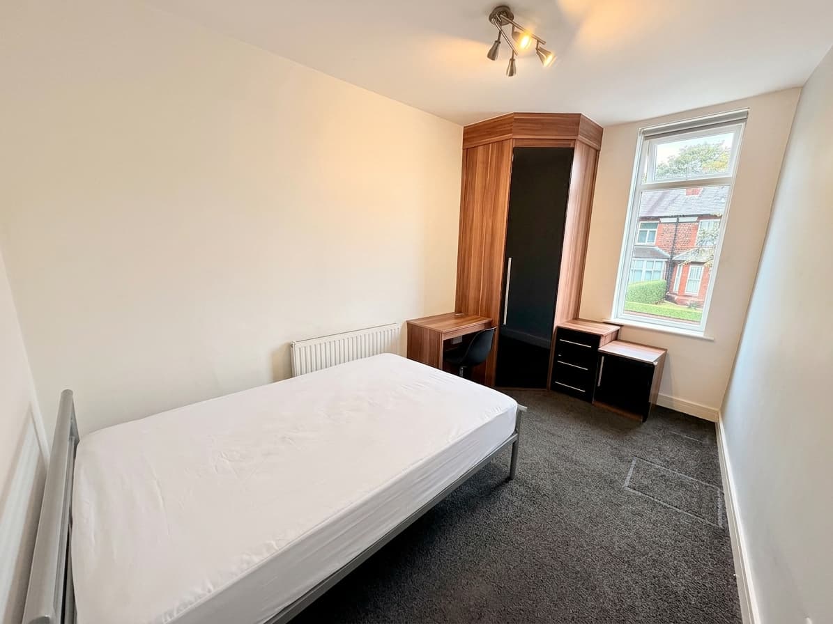 377 Lower Broughton Road, Salford, M7